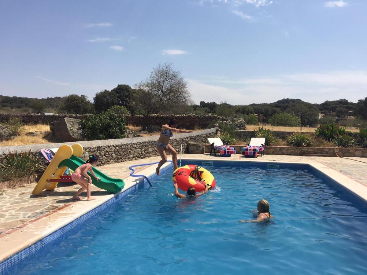 Plasenzuela Casa - Apartamento Rural La Tahona Del Abuelo מראה חיצוני תמונה