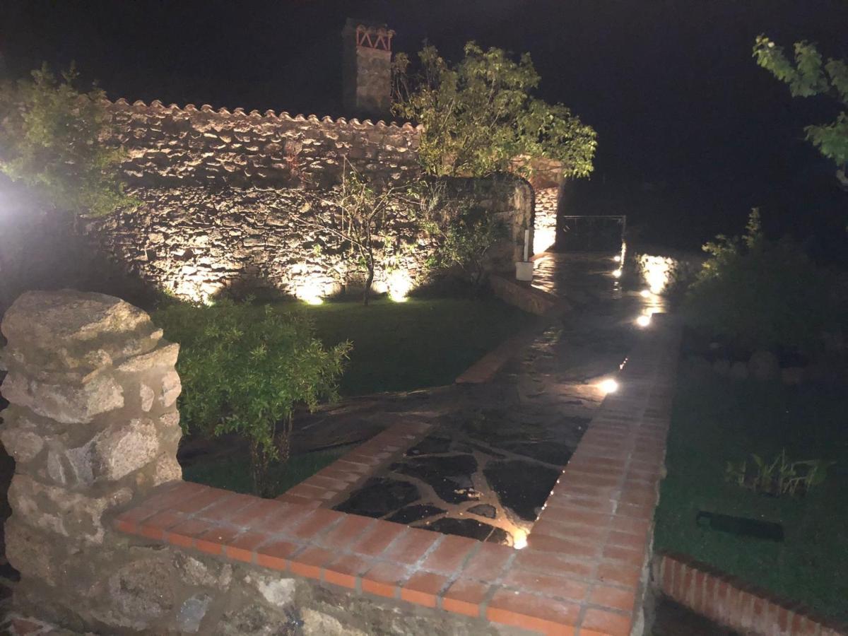 Plasenzuela Casa - Apartamento Rural La Tahona Del Abuelo מראה חיצוני תמונה