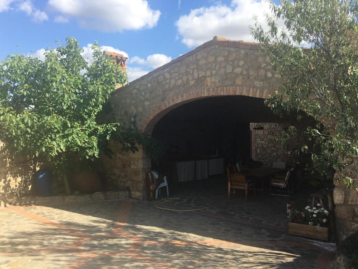 Plasenzuela Casa - Apartamento Rural La Tahona Del Abuelo מראה חיצוני תמונה