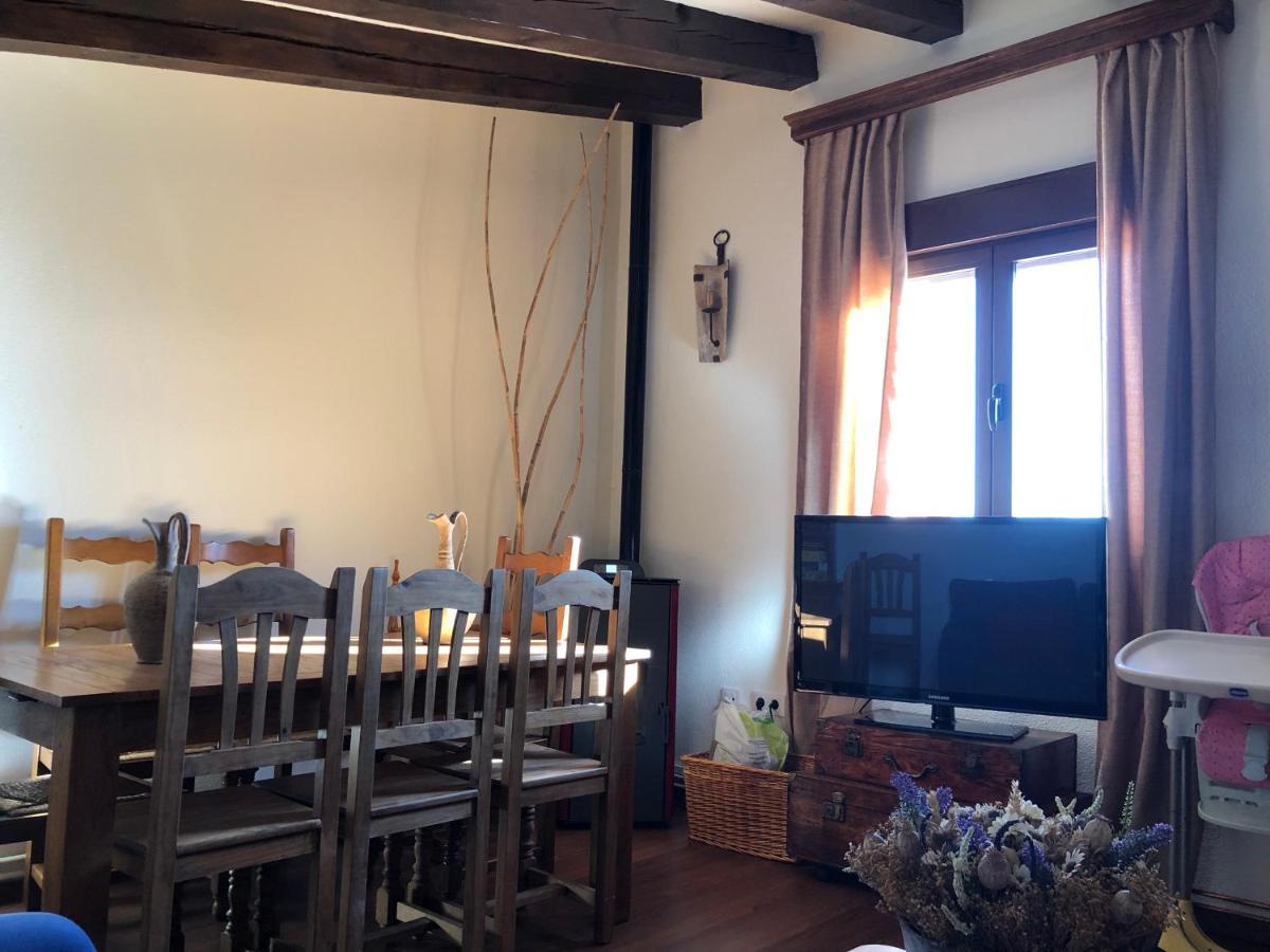 Plasenzuela Casa - Apartamento Rural La Tahona Del Abuelo מראה חיצוני תמונה
